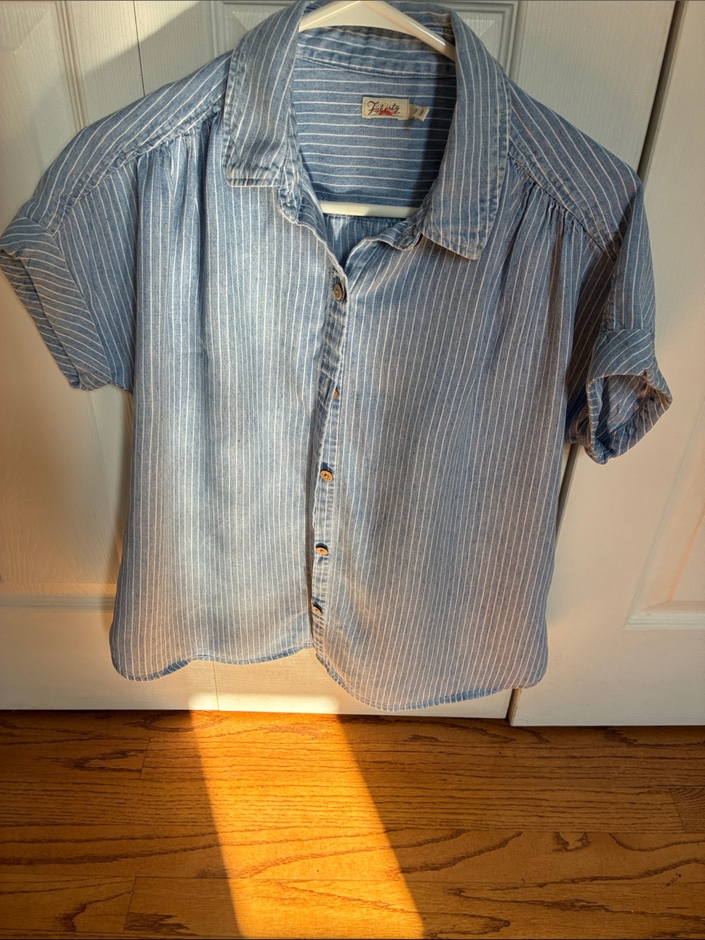 Faherty light  Blue Striped Button-Up  Shirt